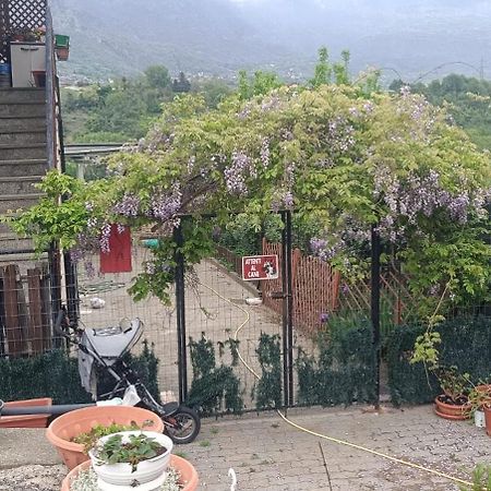 Maison Lella Pontey Luaran gambar