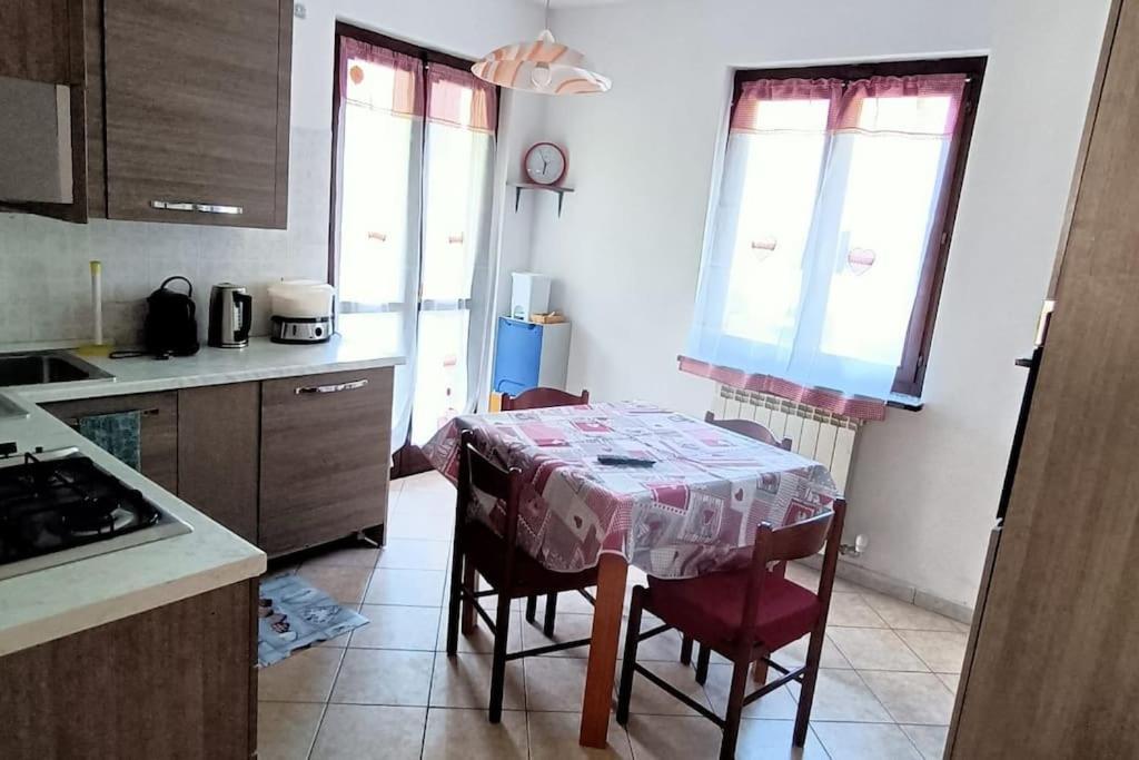 Maison Lella Pontey Luaran gambar