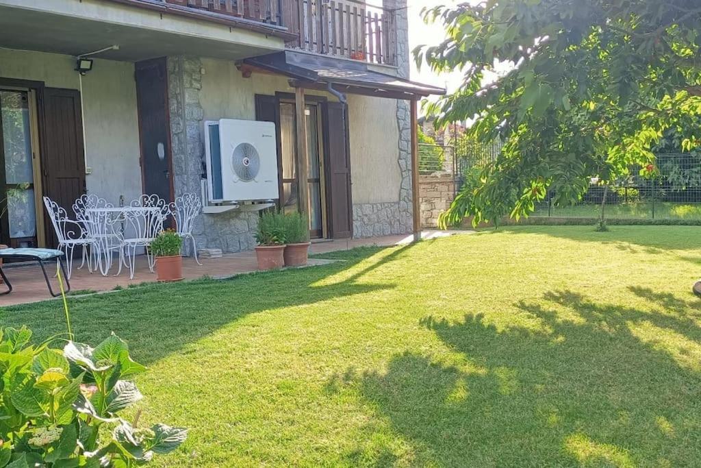 Maison Lella Pontey Luaran gambar